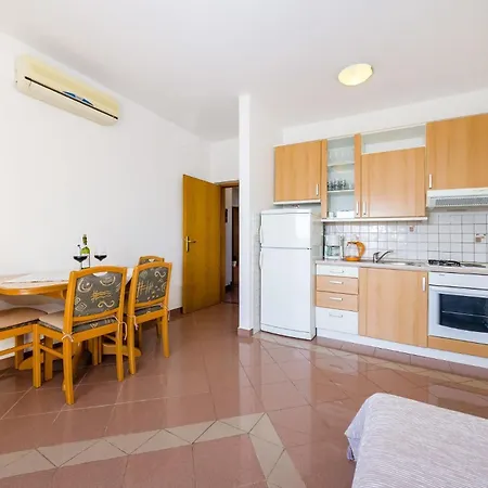 Petin Apartment *