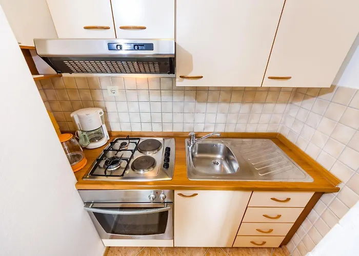 Cloe Apartment
