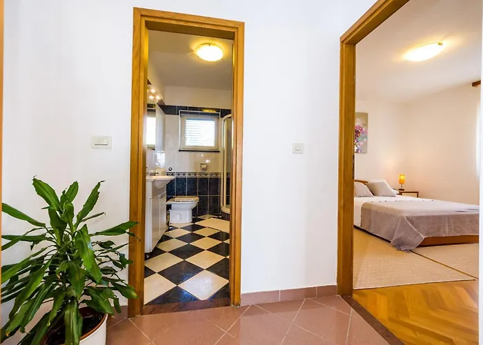 Cloe Apartment *
